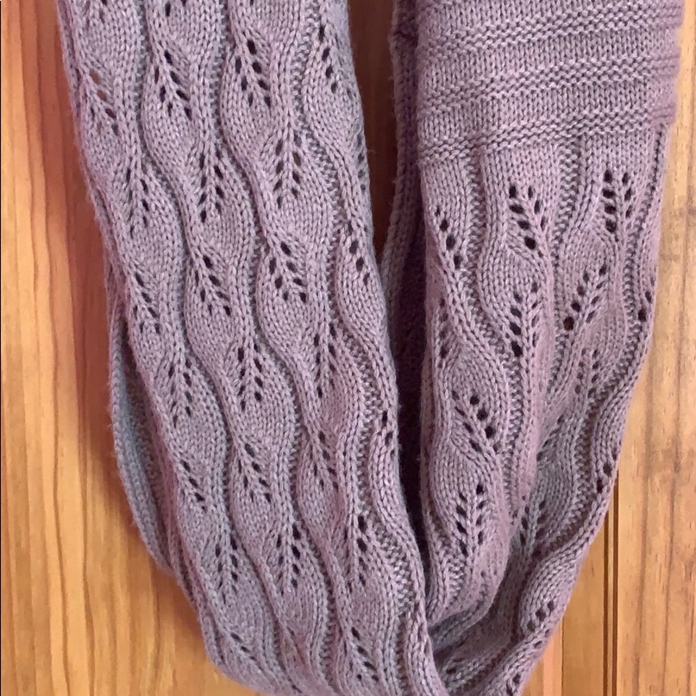 Infinity Scarf - Picture 2 of 4